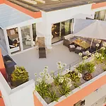 Bica Luxury Penthouse 발리알