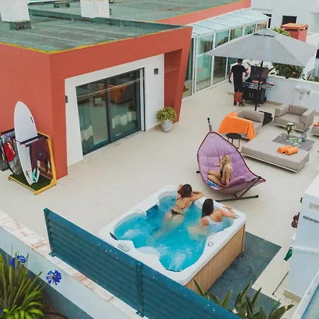 Bica, Luxury Heated Penthouse With Jacuzzi And Large Terrace In 公寓 *