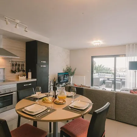 Bica, Luxury Heated Penthouse With Jacuzzi And Large Terrace In Апартаменты *