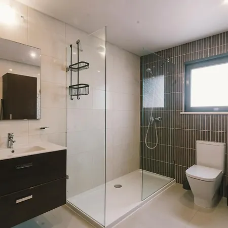 公寓 Bica, Luxury Heated Penthouse With Jacuzzi And Large Terrace In 巴勒尔