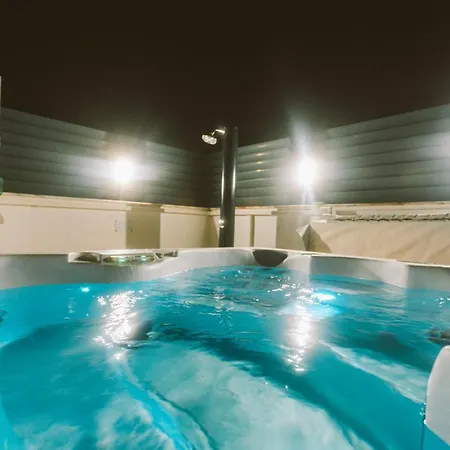 Bica, Luxury Heated Penthouse With Jacuzzi And Large Terrace In * 巴勒尔