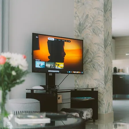 Bica Luxury Penthouse Apartment *