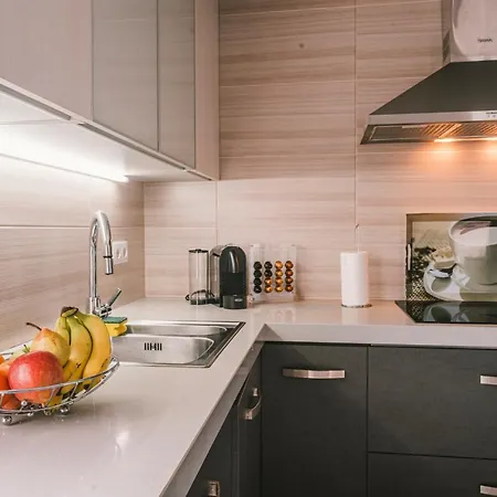 公寓 Bica, Luxury Heated Penthouse With Jacuzzi And Large Terrace In 巴勒尔