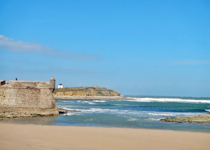 Bica, Luxury Heated Penthouse With Jacuzzi And Large Terrace In דירה